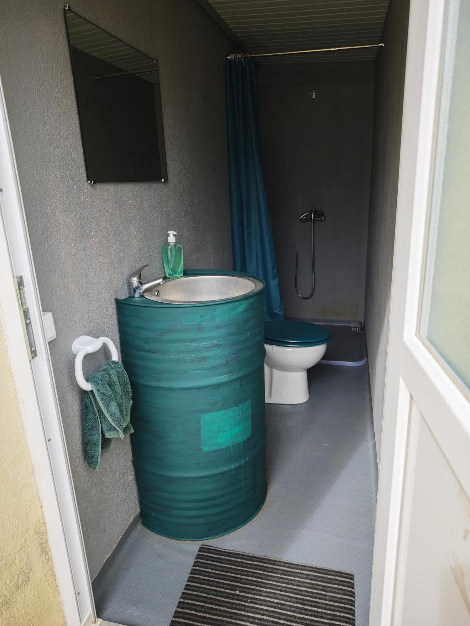 Garage4Me Pool Opcional Hotel อีสมอริซ ภายนอก รูปภาพ